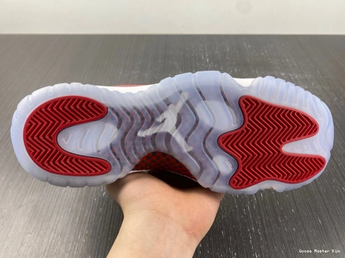Jordan CT8012-116 Retro 'CHERRY' Air 11 0821
